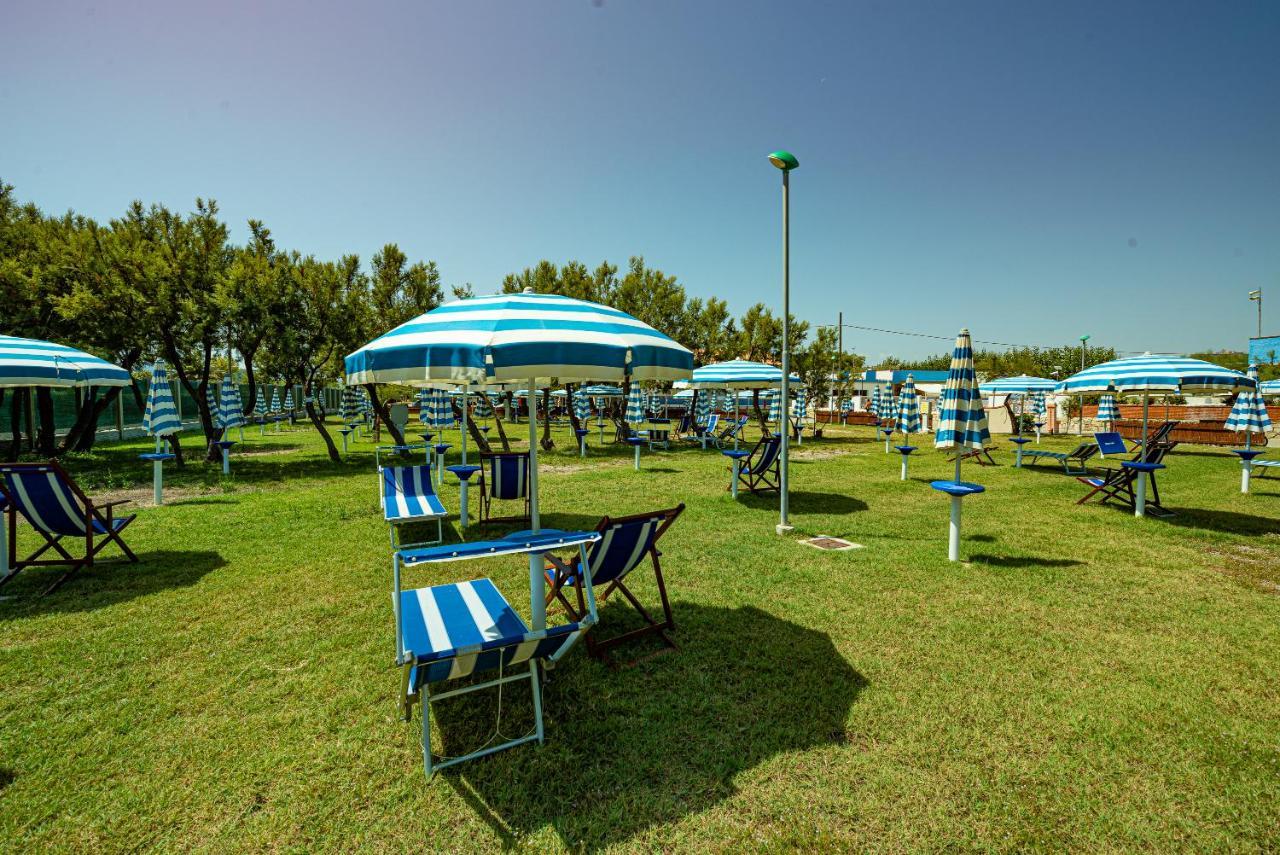 Club Del Sole Roseto Degli Abruzzi Easy Camping Village Luaran gambar