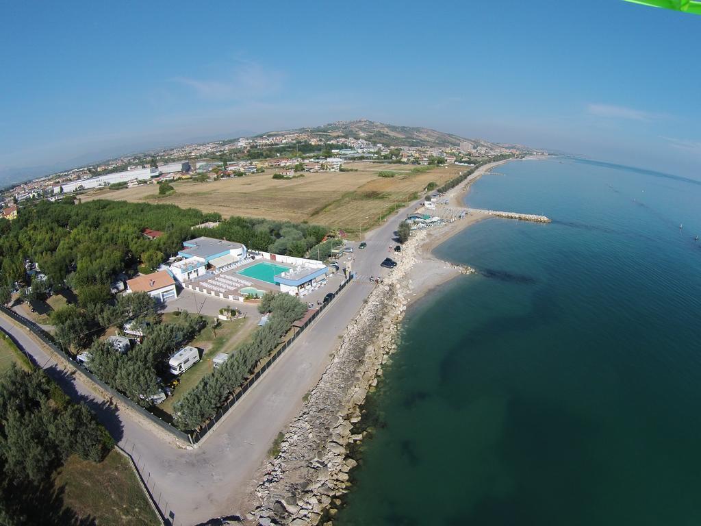 Club Del Sole Roseto Degli Abruzzi Easy Camping Village Luaran gambar